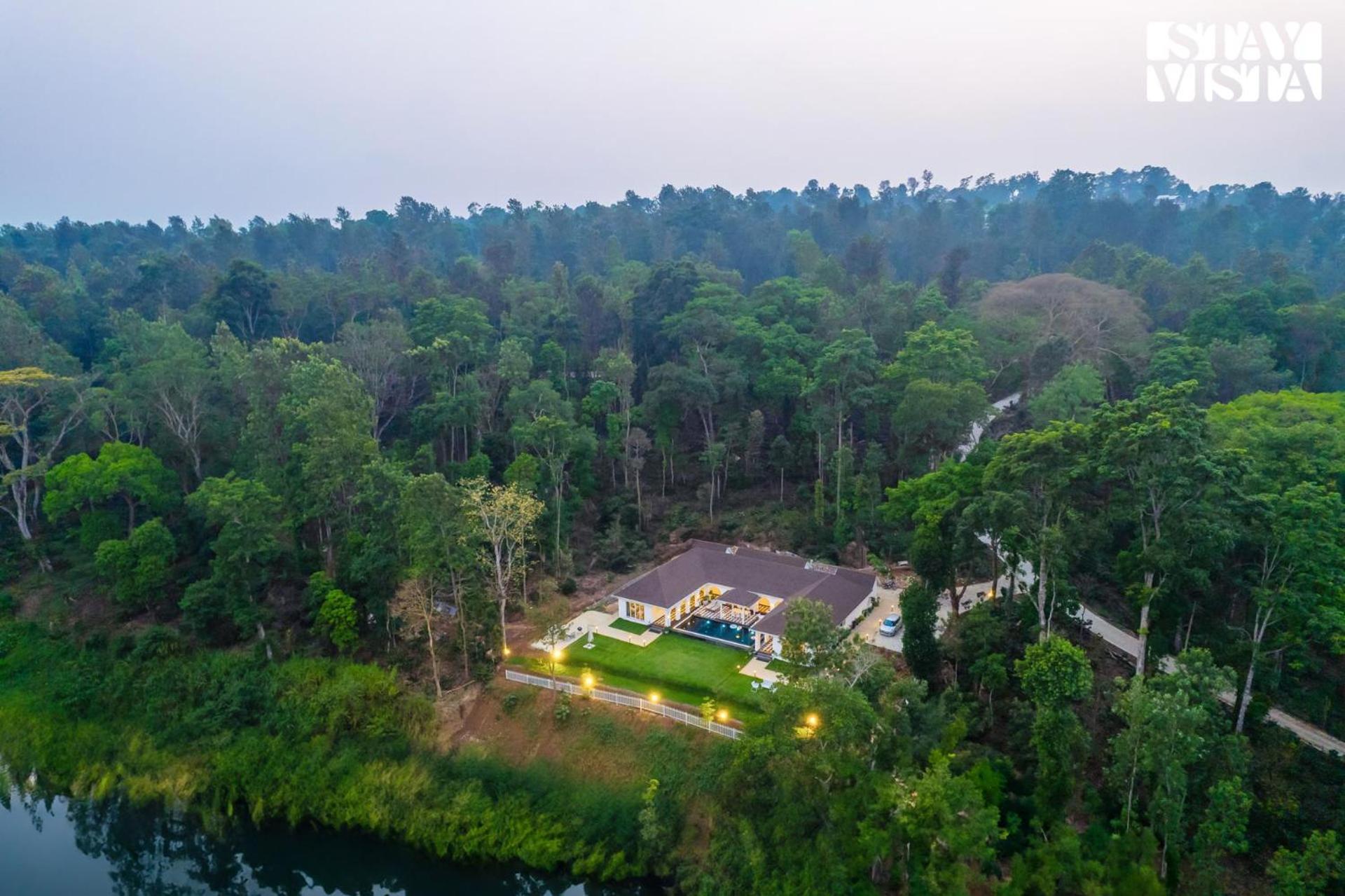 Stayvista At Mudra Manor Coorg Temperature Controlled Pool Villa Madikeri Exteriér fotografie
